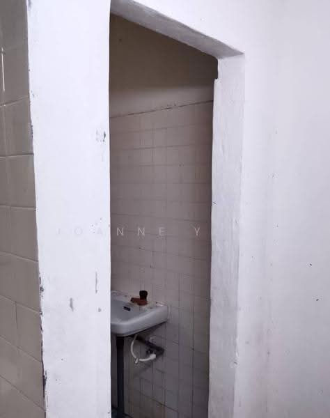 Terrace Factory for Sale in Kulai (Johor) - Joanne Yong - Bathroom - PropertyGuru.com.my