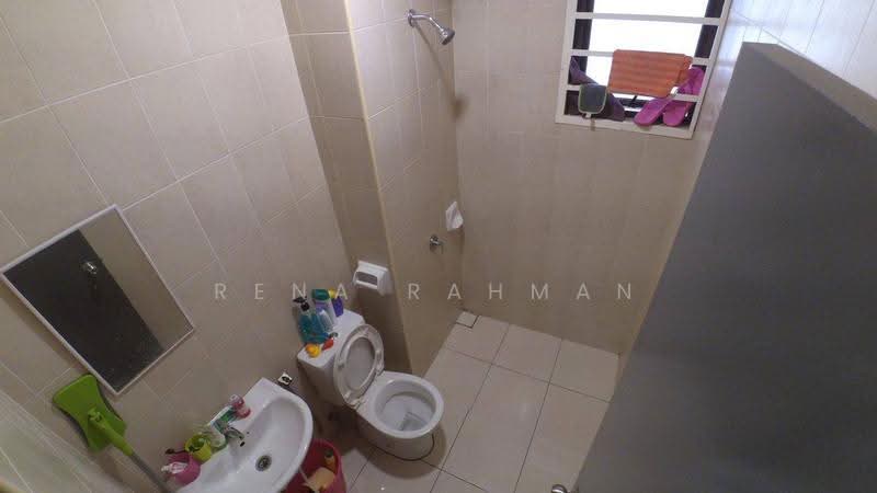 2-storey Terraced House for Sale in Bandar Ainsdale (Seremban) - Rena Rahman - Bathroom - PropertyGuru.com.my