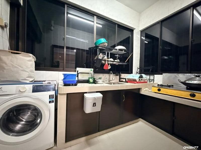 Pangsapuri untuk Dijual di Vista Bayu - Raymond Choo - Kitchen - PropertyGuru.com.my