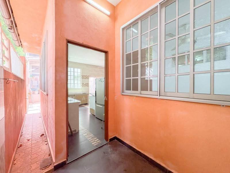 Semi-Detached House for Sale in Seksyen 7 (Shah Alam) - Mahafiz . - PropertyGuru.com.my