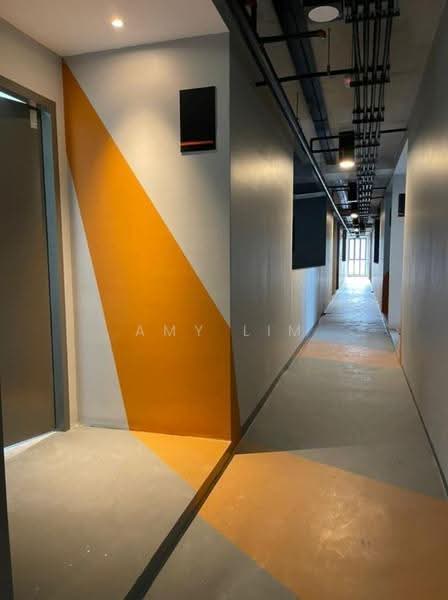 Office for Rent in Bandar Puteri Puchong (Puchong) - Amy Lim - Corridor - PropertyGuru.com.my