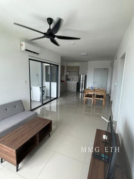 Kediaman Servis untuk Dijual di Berkeley Uptown - Ethan Chua - Living Room - PropertyGuru.com.my