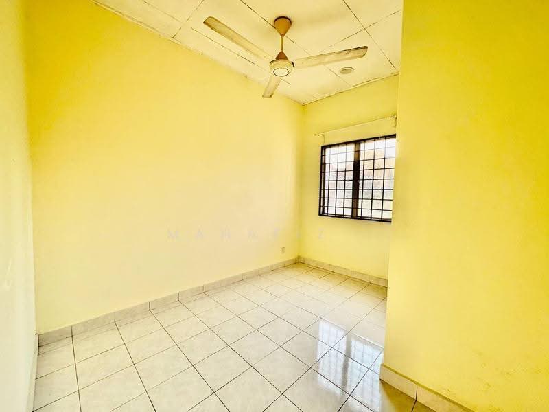 2-storey Terraced House for Sale in Taman Bukit Subang (Shah Alam) - Mahafiz . - PropertyGuru.com.my