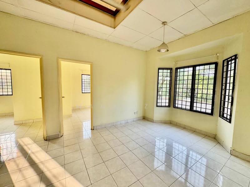 2-storey Terraced House for Sale in Taman Bukit Subang (Shah Alam) - Mahafiz . - PropertyGuru.com.my
