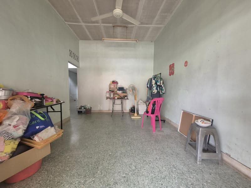 1-storey Terraced House for Sale in Taman Nam Yang (Melaka City) - Ann Lim - Living Room - PropertyGuru.com.my