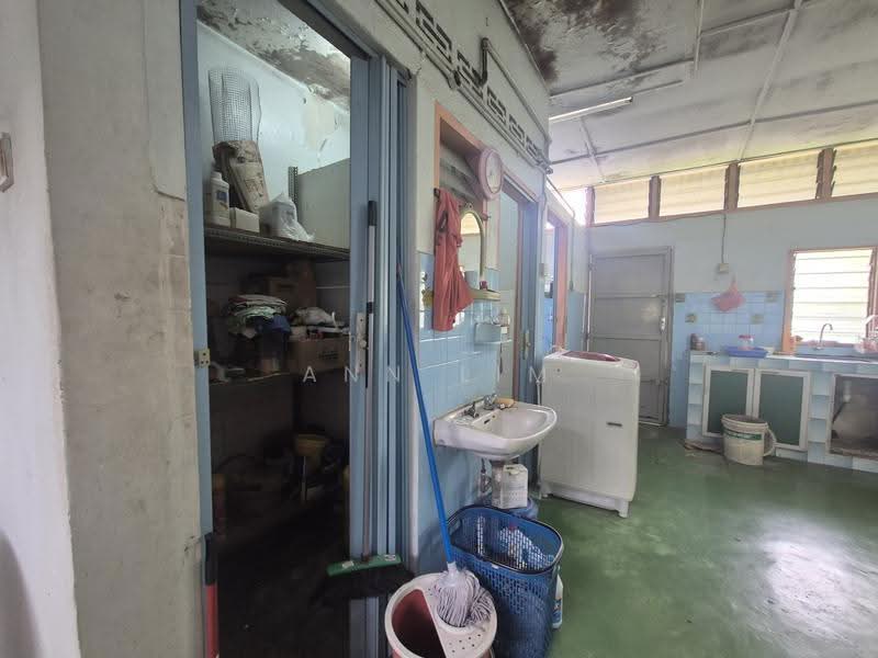 1-storey Terraced House for Sale in Taman Nam Yang (Melaka City) - Ann Lim - Kitchen - PropertyGuru.com.my