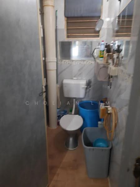 Pangsapuri untuk Dijual di Bukit Cheras Apartment (Block 8 & 10) - Cholian Lim - Bathroom - PropertyGuru.com.my