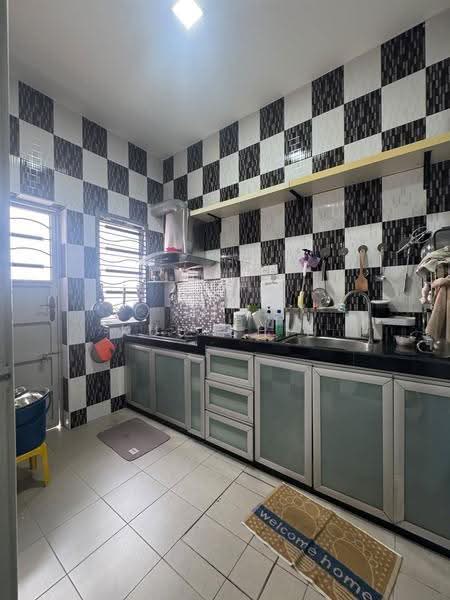 2-storey Terraced House for Sale in Setia Tropika (Johor Bahru) - Kuu Chin - Kitchen - PropertyGuru.com.my