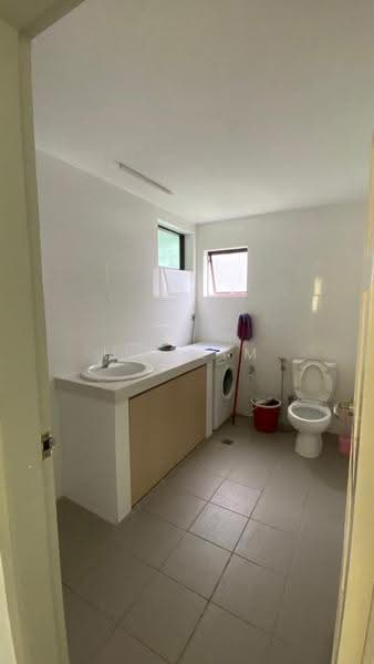 Pangsapuri untuk Dijual di Grace Court - Ivy Lim - Bathroom - PropertyGuru.com.my