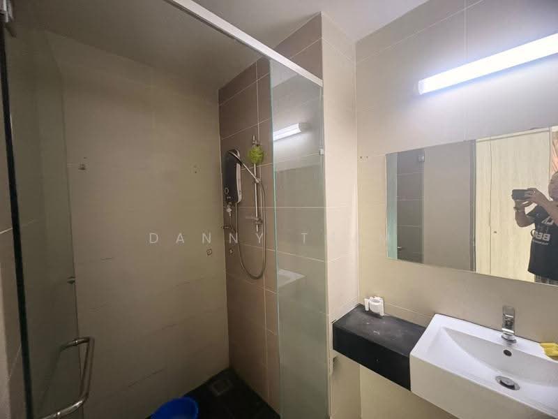 Service Residence for Sale at LakePark Residence @ KL North - DANNY THAM - Bathroom - PropertyGuru.com.my