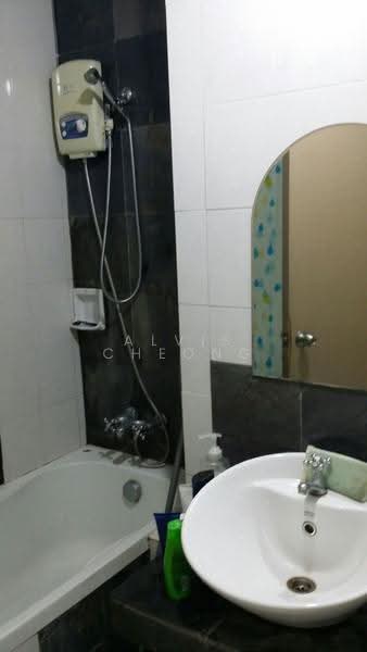 Service Residence for Rent at Ritze Perdana 1 - Alvis Cheong - Bathroom - PropertyGuru.com.my