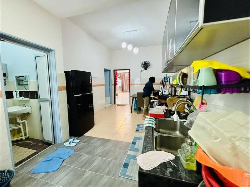 2-storey Terraced House for Sale in Bandar Jaya Putra (Johor Bahru) - Catherine Lee - Kitchen - PropertyGuru.com.my