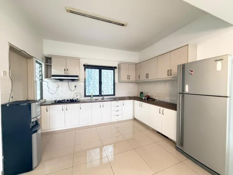 Kediaman Servis untuk Disewa di SetiaWalk - Sinclair Tan - Kitchen - PropertyGuru.com.my