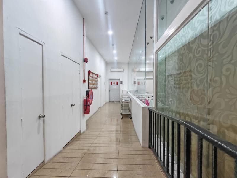 Commercial Semi-D for Sale in Setia Alam (Selangor) - Gordan Wong - Corridor - PropertyGuru.com.my