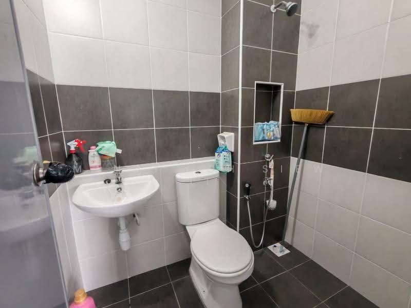 1-storey Terraced House for Rent in Bandar Putra Kulai (Kulai) - Mandy Goh Siew Li - Bathroom - PropertyGuru.com.my