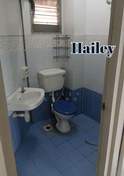 Pangsapuri untuk Disewa di Pangsapuri Perai Utama - Hailey Ch'ng - Bathroom - PropertyGuru.com.my