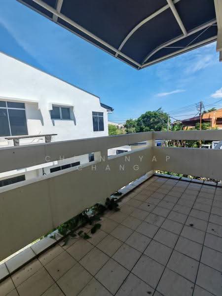 Semi-Detached House for Sale in Penampang (Sabah) - Cheun Nyap Chang - Balcony - PropertyGuru.com.my