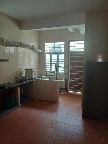Terraced House for Rent in TAMAN PUCHONG UTAMA (Puchong) - Alvin Loh - Kitchen - PropertyGuru.com.my