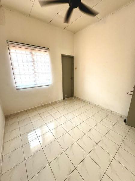 Rumah Teres 2-Tingkat untuk Dijual di Pusat Bandar Senawang (Senawang) - Deeja Zakaria - PropertyGuru.com.my