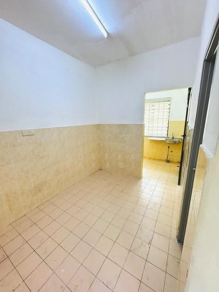 Rumah Teres 2-Tingkat untuk Dijual di Pusat Bandar Senawang (Senawang) - Deeja Zakaria - PropertyGuru.com.my