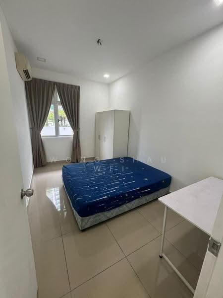 Kediaman Servis untuk Disewa di Meridin Bayvue Serviced Apartment - Wong Shau Wei - Bedroom - PropertyGuru.com.my