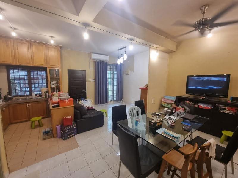2-storey Terraced House for Sale in Kota Kemuning (Shah Alam) - Kho Daniel - Living Room - PropertyGuru.com.my