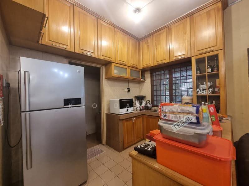 2-storey Terraced House for Sale in Kota Kemuning (Shah Alam) - Kho Daniel - Kitchen - PropertyGuru.com.my