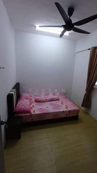 Pangsapuri untuk Disewa di The Rise Collection 2 - Vivian Chan - Bedroom - PropertyGuru.com.my