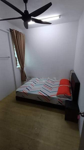 Pangsapuri untuk Disewa di The Rise Collection 2 - Vivian Chan - Bedroom - PropertyGuru.com.my