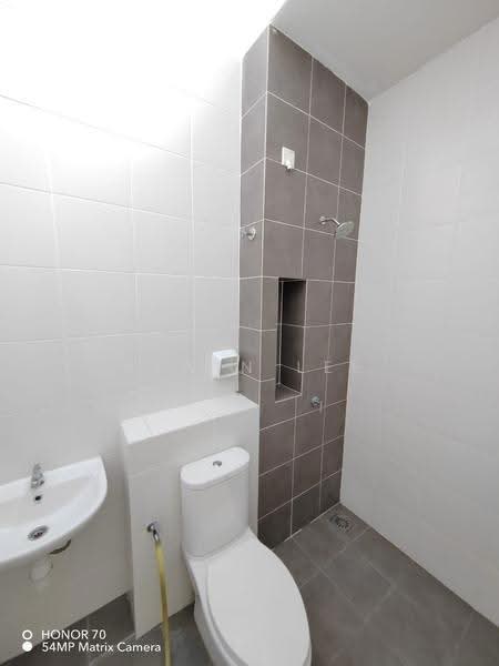 2-storey Terraced House for Sale in Setia Permai 1 (Setia Alam) - Alwin Lee - Bathroom - PropertyGuru.com.my