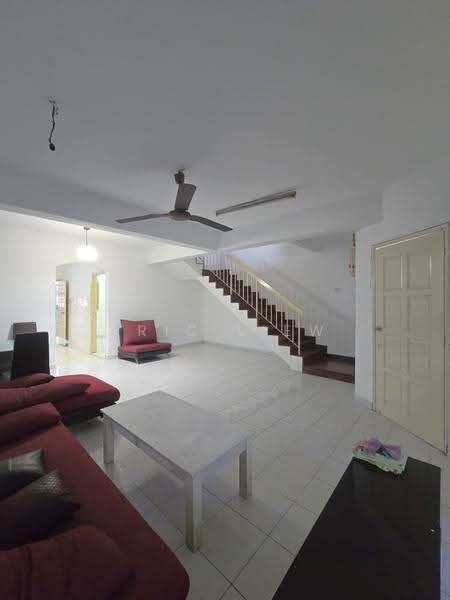 2-storey Terraced House for Sale in Taman Maju (Kajang) - Eric Liew - Living Room - PropertyGuru.com.my