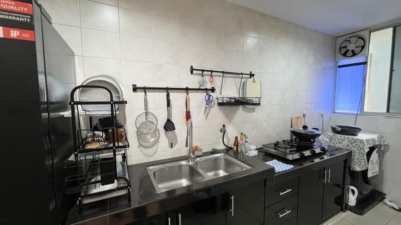 Condominium for Rent at Kiara 1888 - Max Siew - Kitchen - PropertyGuru.com.my