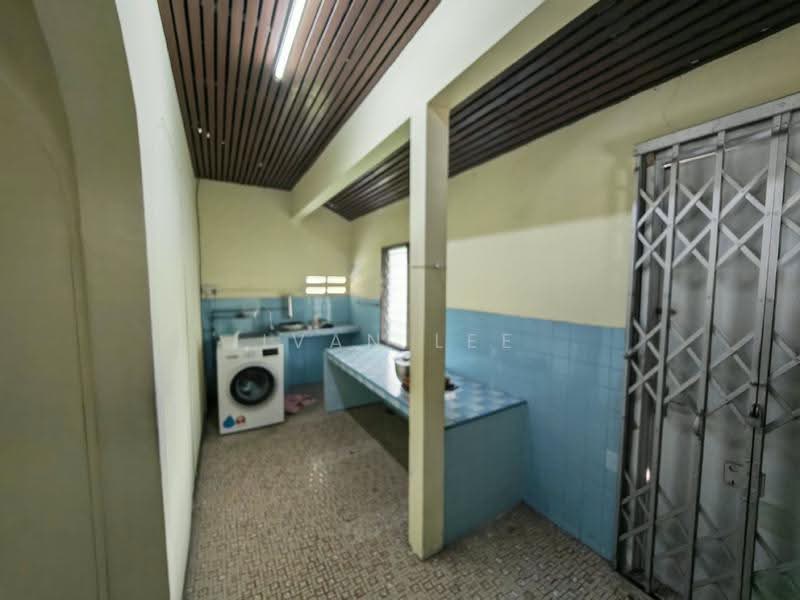 Semi-Detached House for Sale in SS1 (Petaling Jaya) - Ivan Lee - Kitchen - PropertyGuru.com.my