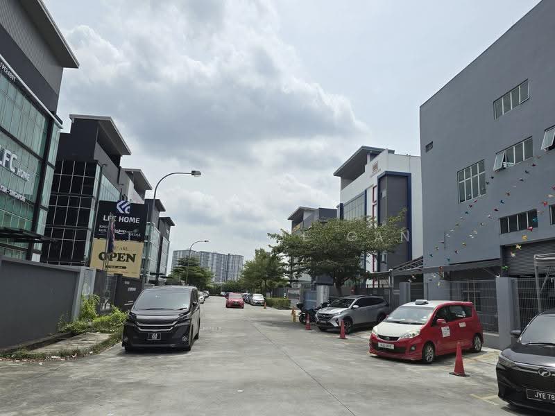 Shop / Office for Sale in Taman Daya (Johor Bahru) - Terrence Gan - PropertyGuru.com.my