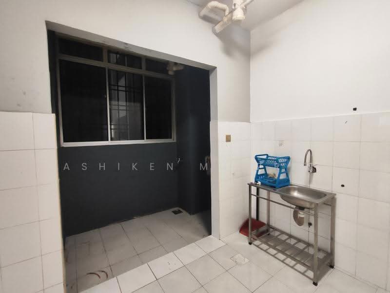 Apartment for Rent at Angsana Apartment - Ashiken Mudzrin - Kitchen - PropertyGuru.com.my