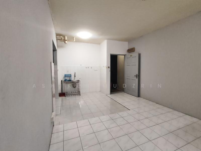 Apartment for Rent at Angsana Apartment - Ashiken Mudzrin - Dining - PropertyGuru.com.my