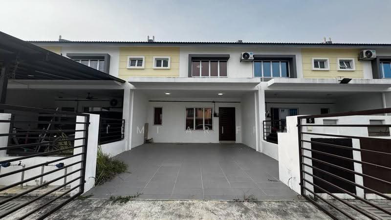 2-storey Terraced House for Rent in Kota Warisan (Sepang) - Hilmi Ariffin - Exterior - PropertyGuru.com.my
