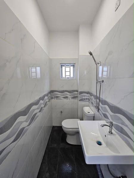 2-storey Terraced House for Sale in Taman Cahaya Masai (Pasir Gudang) - Wan Ning - Bathroom - PropertyGuru.com.my