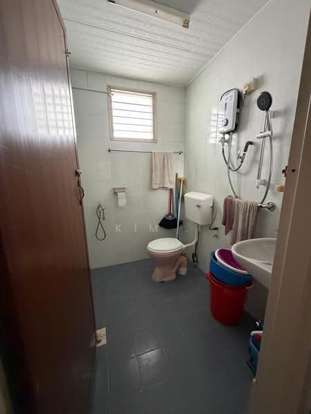 Rumah Teres 1-Tingkat untuk Disewa di Taman Sentosa (Johor Bahru) - Kim . - Bathroom - PropertyGuru.com.my