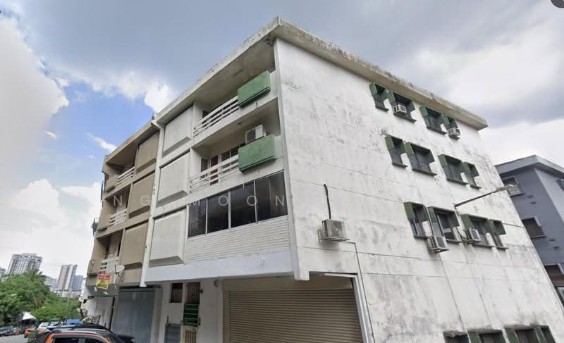 Shop for Rent in Kuchai Lama (Kuala Lumpur) - Ng Moon Tsing - Exterior - PropertyGuru.com.my