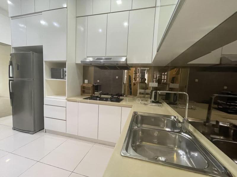 Kondominium untuk Dijual di The Park Residences 1 - Rita Loh - Kitchen - PropertyGuru.com.my