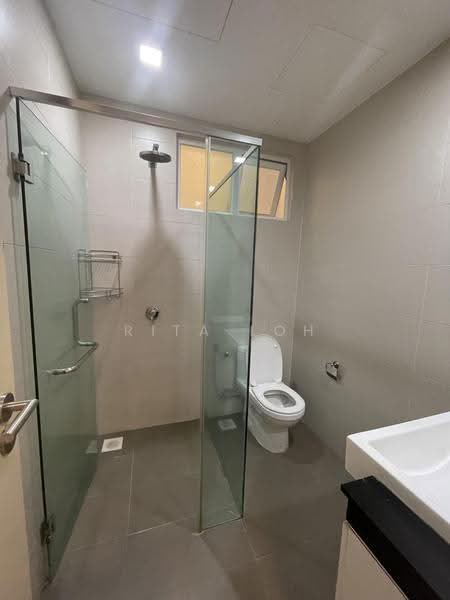 Kondominium untuk Dijual di The Park Residences 1 - Rita Loh - Bathroom - PropertyGuru.com.my