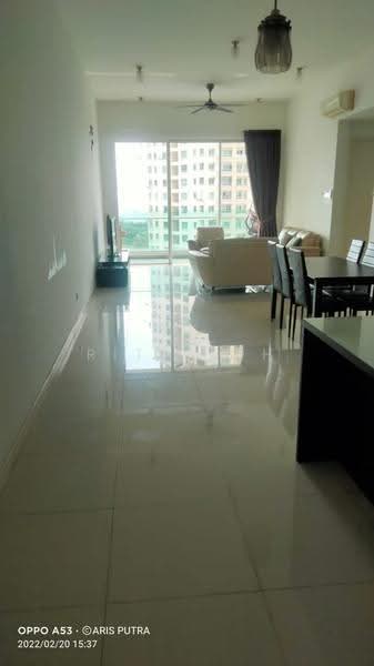 Kondominium untuk Dijual di The Park Residences 1 - Rita Loh - Living Room - PropertyGuru.com.my