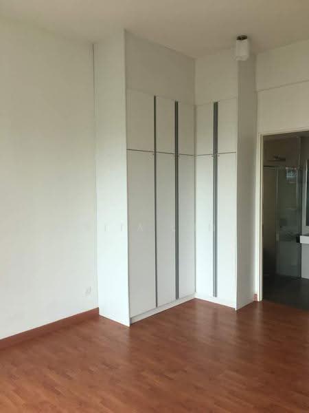 Kondominium untuk Dijual di The Park Residences 1 - Rita Loh - Master bedroom - PropertyGuru.com.my