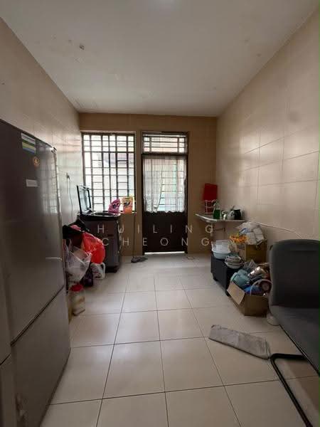 Cluster House for Sale in Taman Nusa Bestari (Iskandar Puteri (Nusajaya)) - Huiling Cheong - Kitchen - PropertyGuru.com.my