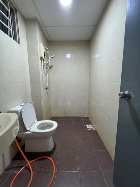 Condominium for Rent at Platinum Lake PV 20 - Aaron Ong - Bathroom - PropertyGuru.com.my