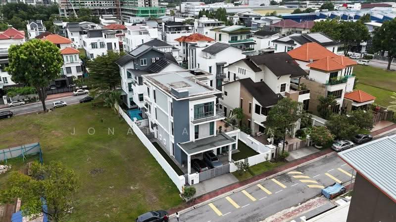 Bungalow House for Sale in Subang Heights (Subang Jaya) - Jonathan Kiang - Exterior - PropertyGuru.com.my
