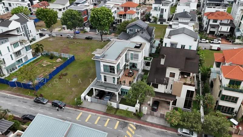 Bungalow House for Sale in Subang Heights (Subang Jaya) - Jonathan Kiang - Exterior - PropertyGuru.com.my