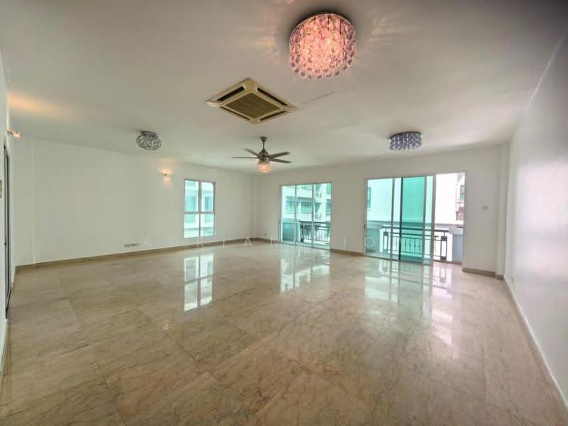 Kondominium untuk Dijual di Mei on The Madge (Vista Permai) - Adrian Siow - Living Room - PropertyGuru.com.my