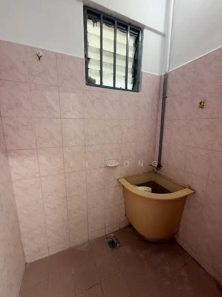 1-storey Terraced House for Sale in Taman Segamat Baru (Segamat) - Zen Wong - Bathroom - PropertyGuru.com.my